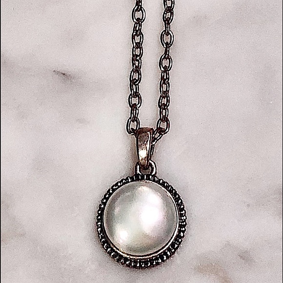 Lucky Brand Pendant Necklace - Picture 3 of 7